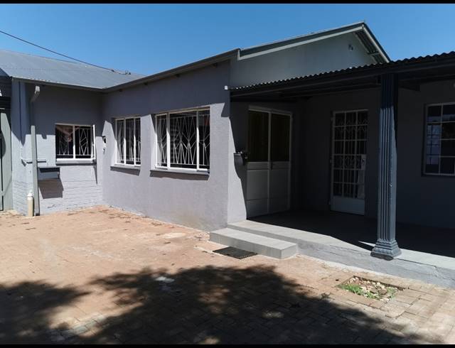 4 BEDROOM HOUSE SOLD IN DANVILLE